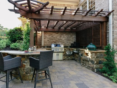 Outdoor Kitchen